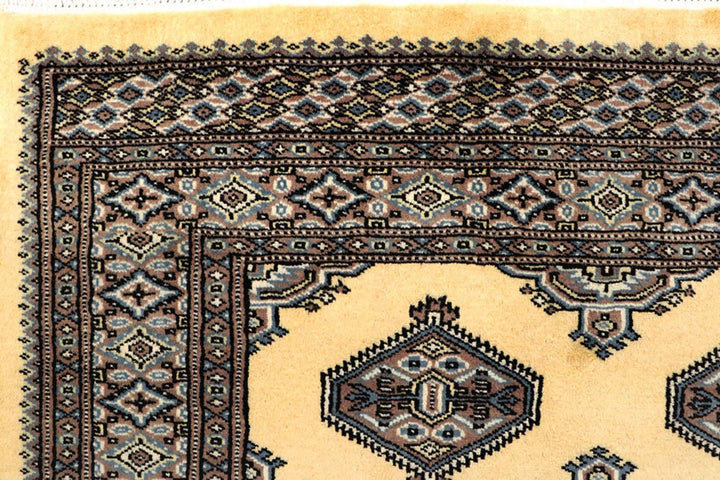 Yellow Pakistani Jaldar Rug 5' x 8'4" Hand-Knotted | No. QA90472