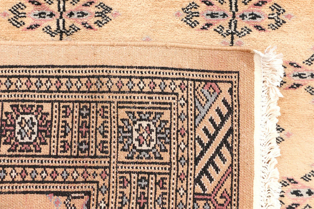 Yellow Pakistani Butterfly Rug 2' 8" x 6' 9" Hand-Knotted | No. QA90860