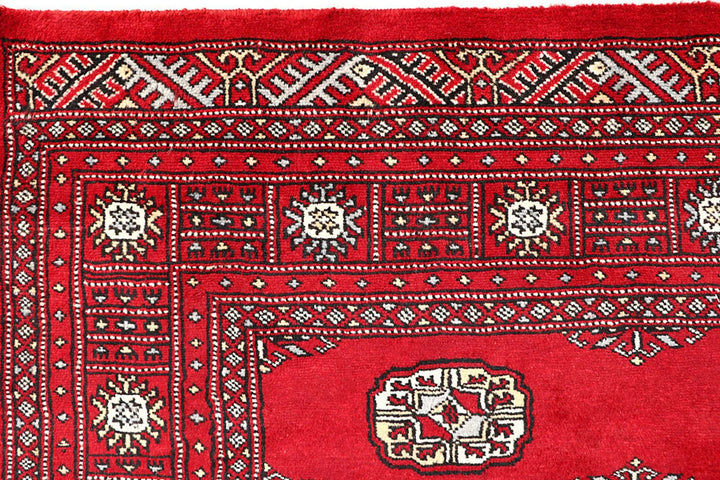 Red Pakistani Bokhara Rug 4' x 6' 9" Hand-Knotted | No. QA95271