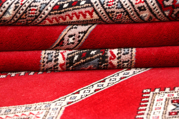 Red Jaldar Rug 4' 6" x 7' 3" Hand-Knotted | No. QA95573