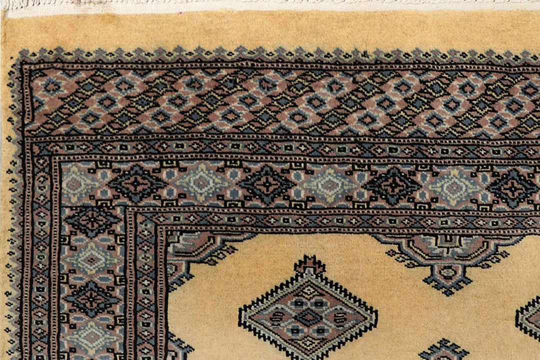 Yellow Pakistani Jaldar Rug 5' x 7'9" Hand-Knotted | No. QA96238