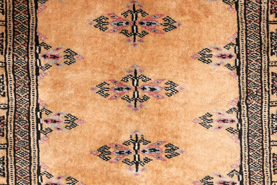 Yellow Pakistani Butterfly Rug 2' 7" x 11' Hand-Knotted | No. QA96526