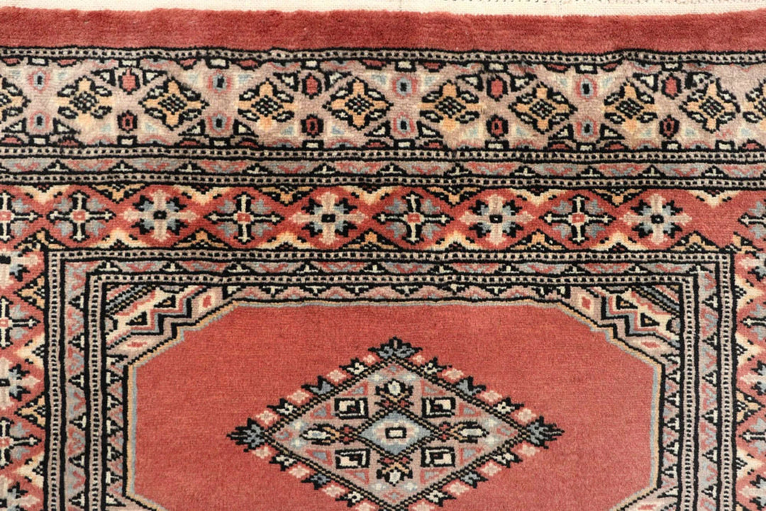 Light Salmon Pakistani Jaldar Rug 2' 7" x 9' 7" Hand-Knotted | No. QA96841