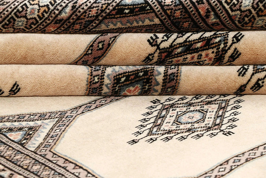Brown Pakistani Jaldar Rug 4' 7" x 6' 10" Hand-Knotted | No. QA97836