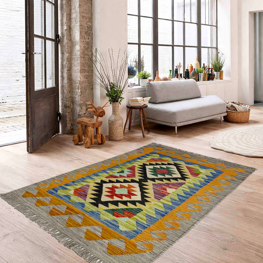Afghan Vegetable Kilim Rug 2' 7" x 3' 11" Flat-Weave detail