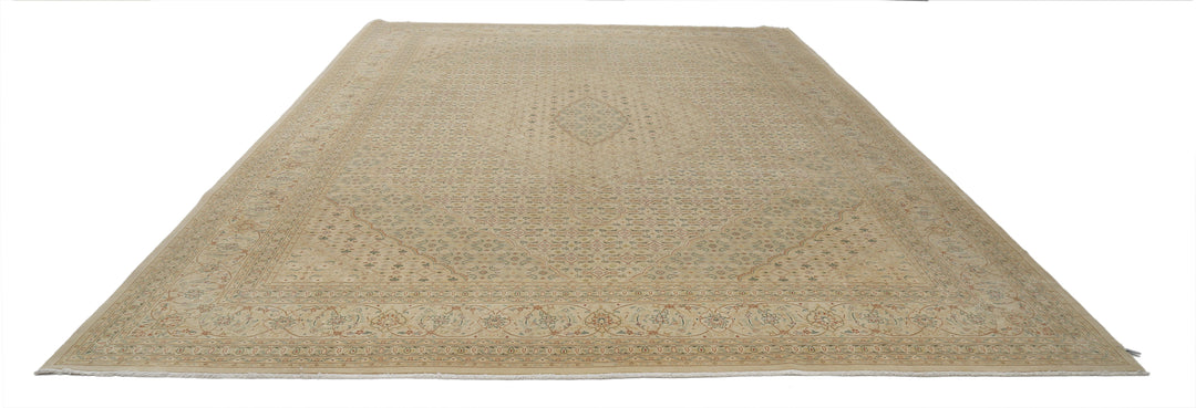 Afghan Oriental Rug 9' 9" x 13' 7" Hand-Knotted | No. AT56442