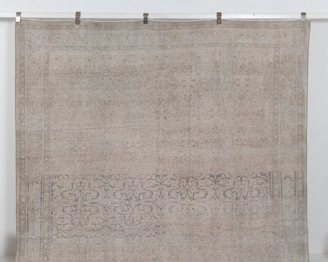 Beige Turkish Oushak Rug 8' x 11' Hand-Knotted | No. VR10020