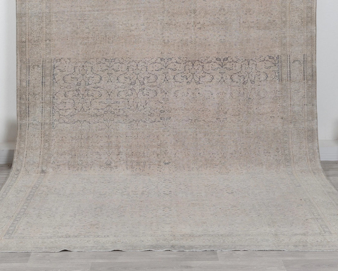 Beige Turkish Oushak Rug 8' x 11' Hand-Knotted | No. VR10020