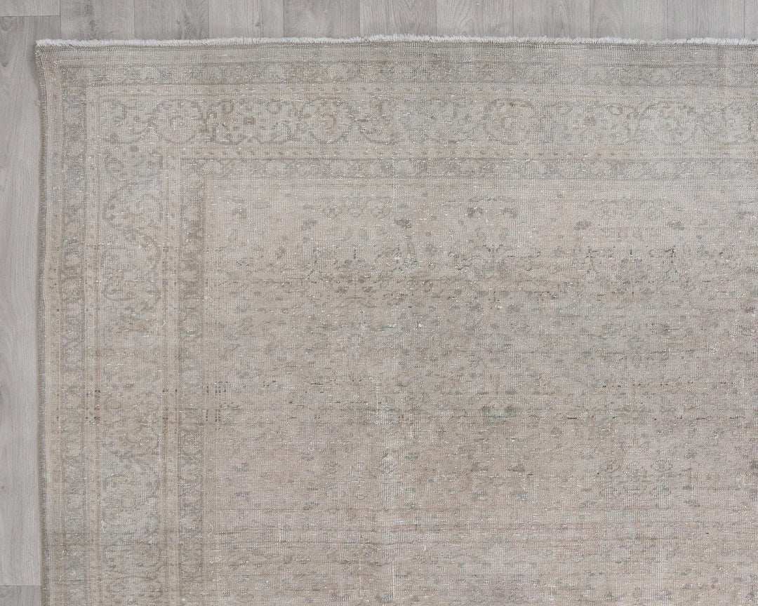 Beige Turkish Oushak Rug 8' x 11' Hand-Knotted | No. VR10020