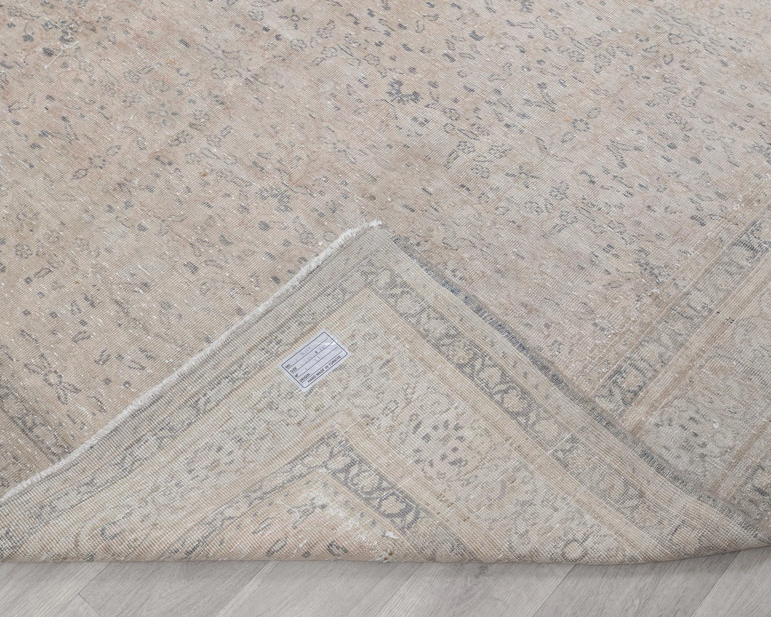 Beige Turkish Oushak Rug 8' x 11' Hand-Knotted | No. VR10020