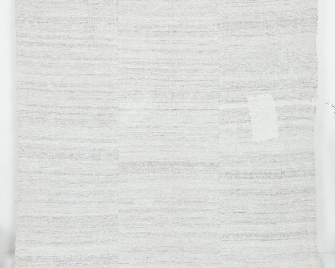 White Turkish Kilim Rug 6' 9" x 8' 7" Flat-Weave | No. VR10327