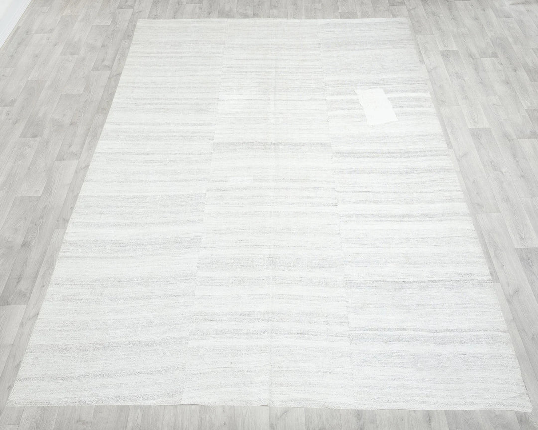 White Turkish Kilim Rug 6' 9" x 8' 7" Flat-Weave | No. VR10327