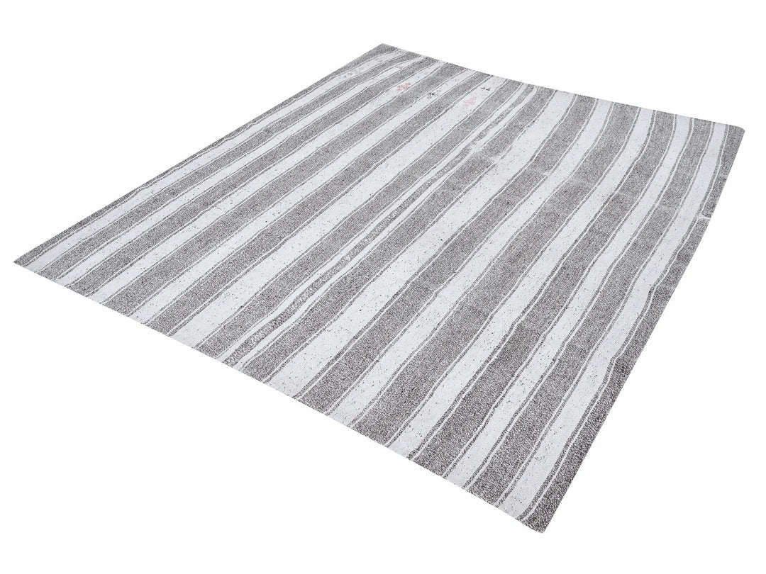 Gray Kilim Rug 6' 8" x 7' 8" | No. VR10361