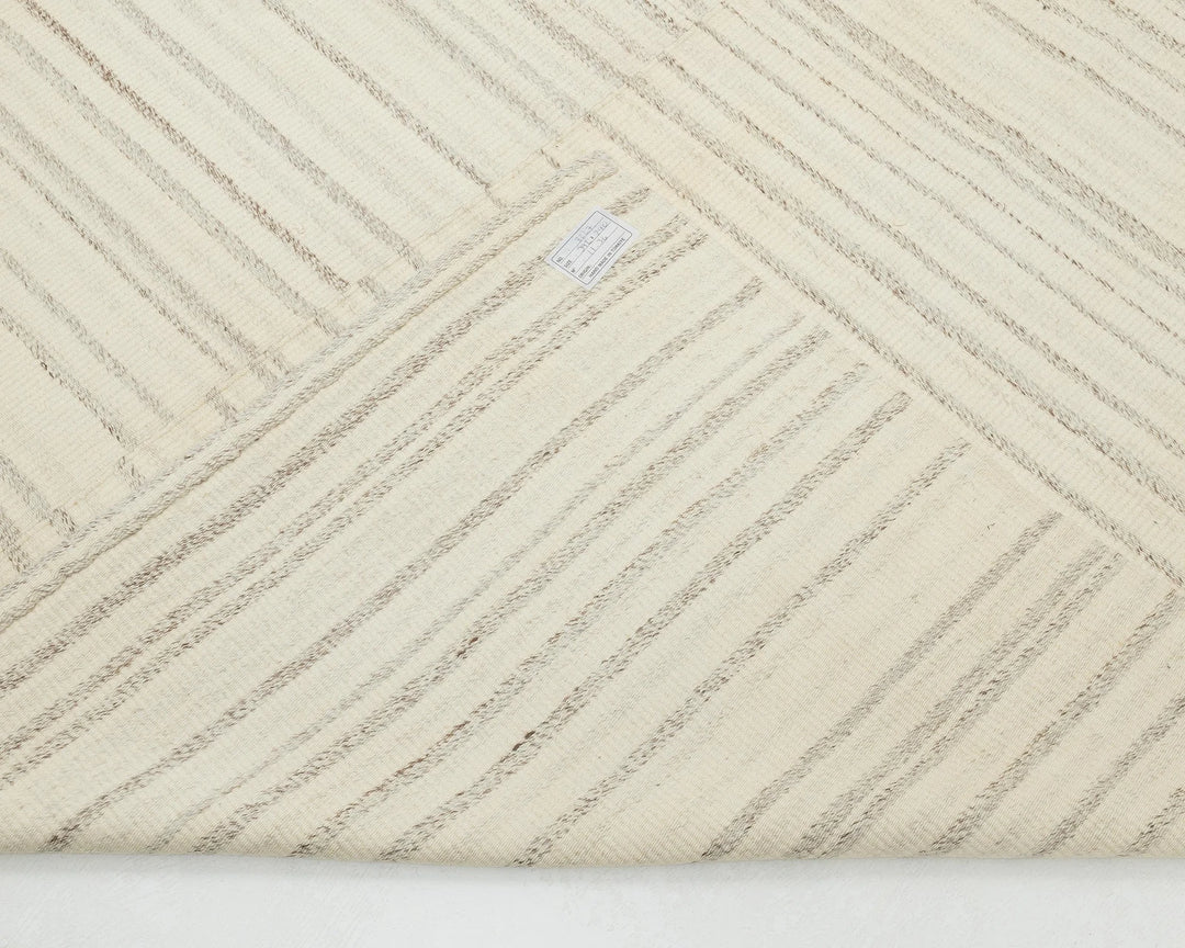 Beige Turkish Kilim Rug 9' 6" x 12' 10" Flat-Weave field