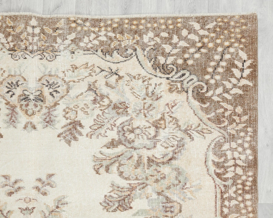 Multicolor Turkish Oushak Rug 5' 4" x 8' 10" Hand-Knotted pattern