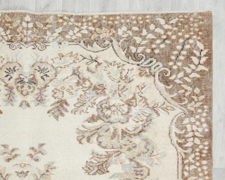 Multicolor Turkish Oushak Rug 5' 4" x 8' 10" Hand-Knotted pattern