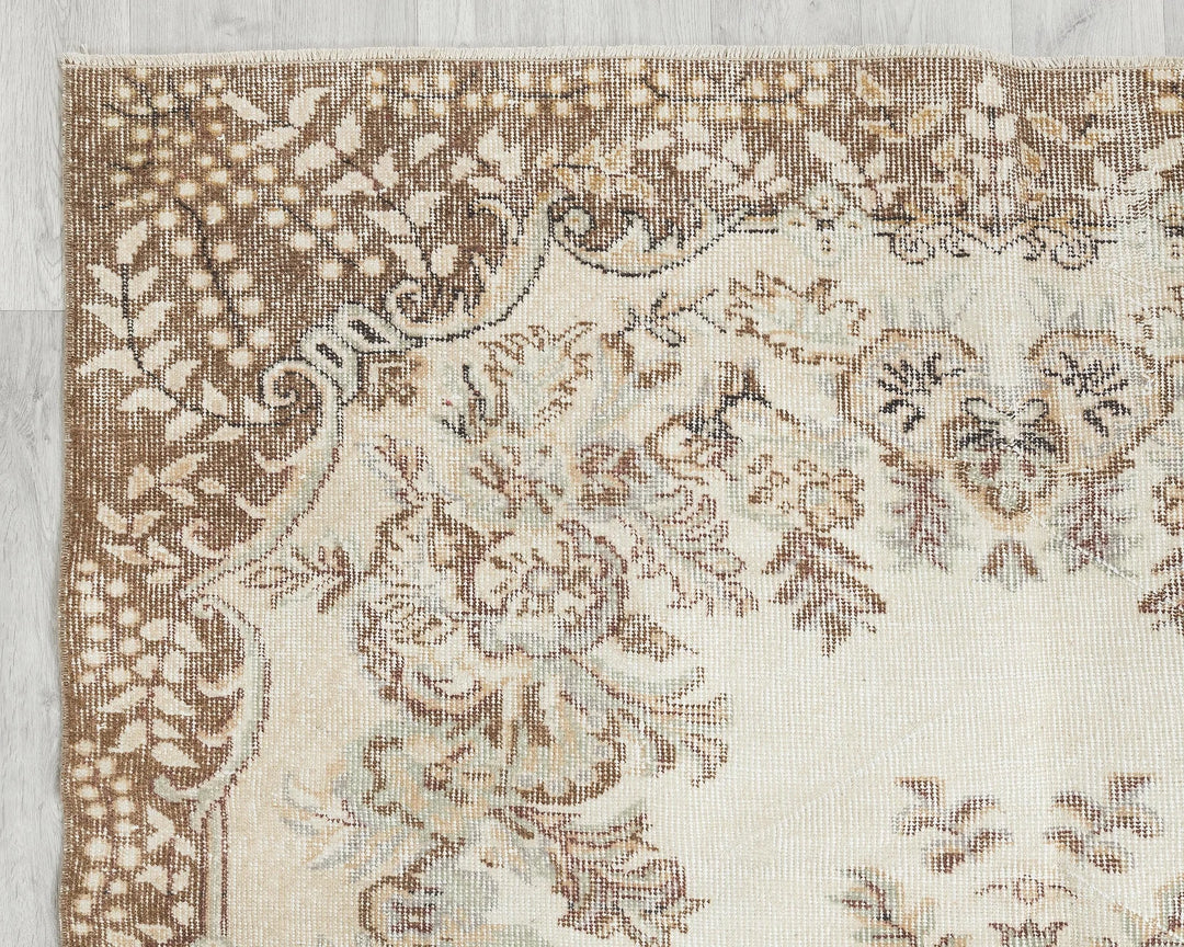 Multicolor Turkish Oushak Rug 5' 4" x 8' 10" Hand-Knotted border