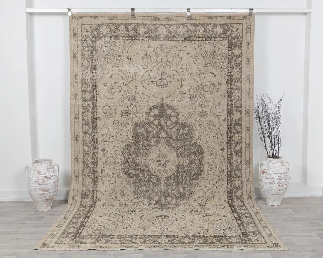 Multicolor Turkish Oushak Rug 6'7" x 10'4" Hand-Knotted | No. VR10859