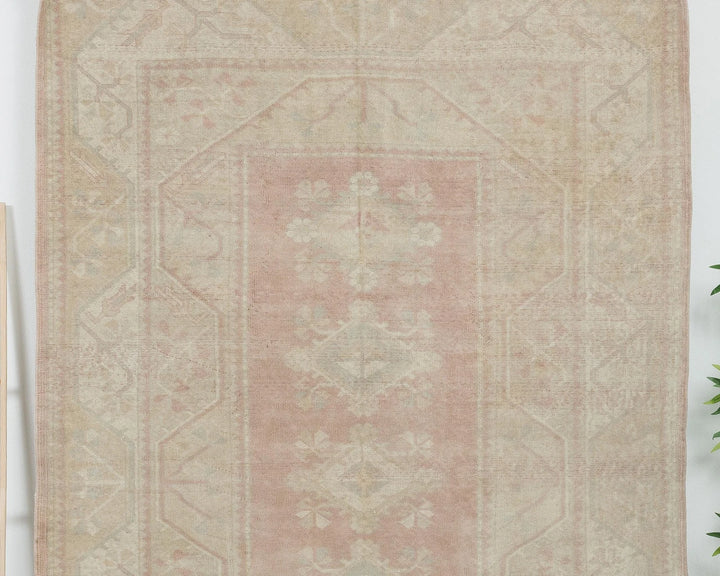 Beige Turkish Oushak Rug 5' 4" x 8' 1" Hand-Knotted | No. VR10921