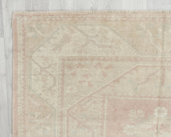Beige Turkish Oushak Rug 5' 4" x 8' 1" Hand-Knotted | No. VR10921
