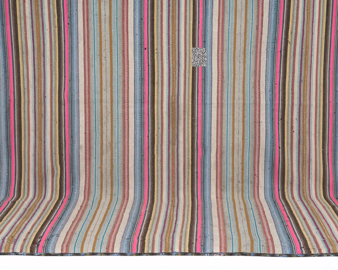 Kilim Rug 7' 1" x 9' 4" | No. VR10986