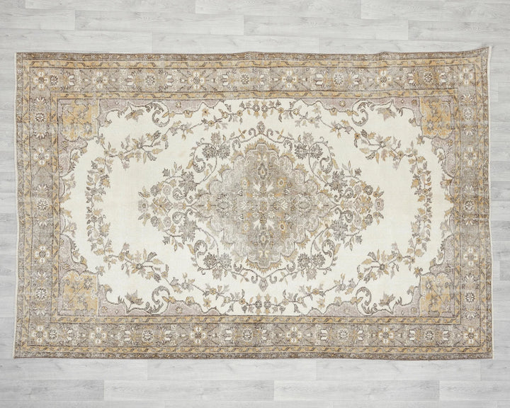 Beige Turkish Oushak Rug 9' 2" x 6' 1" Hand-Knotted | No. VR11106
