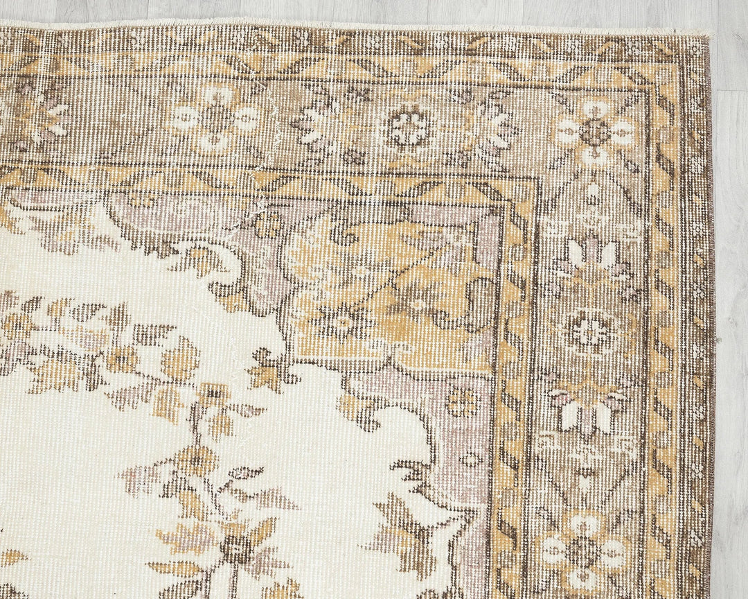 Beige Turkish Oushak Rug 9' 2" x 6' 1" Hand-Knotted | No. VR11106