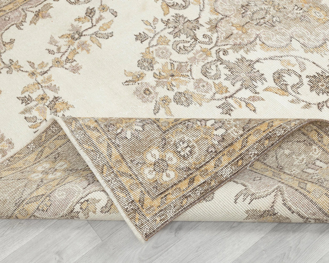 Beige Turkish Oushak Rug 9' 2" x 6' 1" Hand-Knotted | No. VR11106