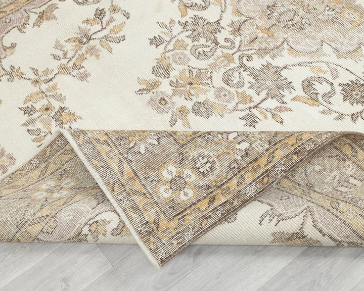 Beige Turkish Oushak Rug 9' 2" x 6' 1" Hand-Knotted | No. VR11106