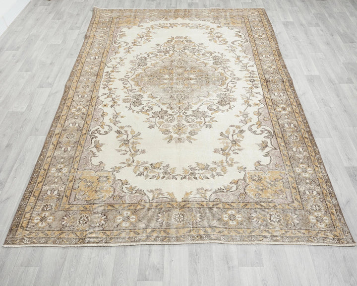 Beige Turkish Oushak Rug 9' 2" x 6' 1" Hand-Knotted | No. VR11106