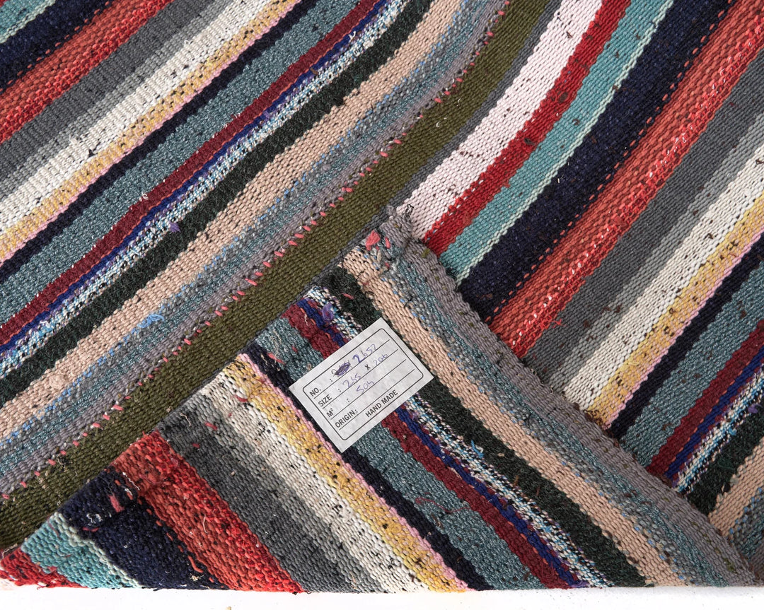 Kilim Rug 6' 9" x 8' | No. VR11368
