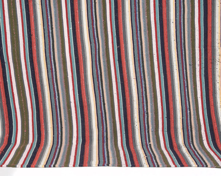 Kilim Rug 6' 9" x 8' | No. VR11368