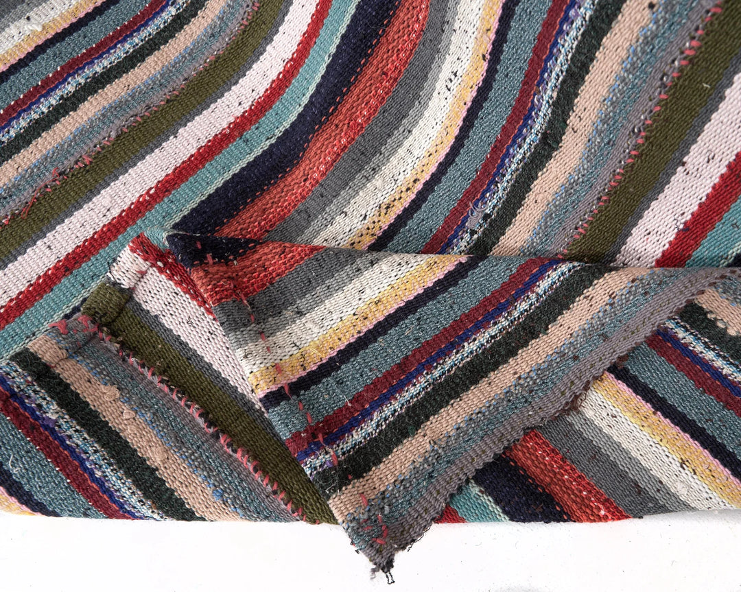 Kilim Rug 6' 9" x 8' | No. VR11368