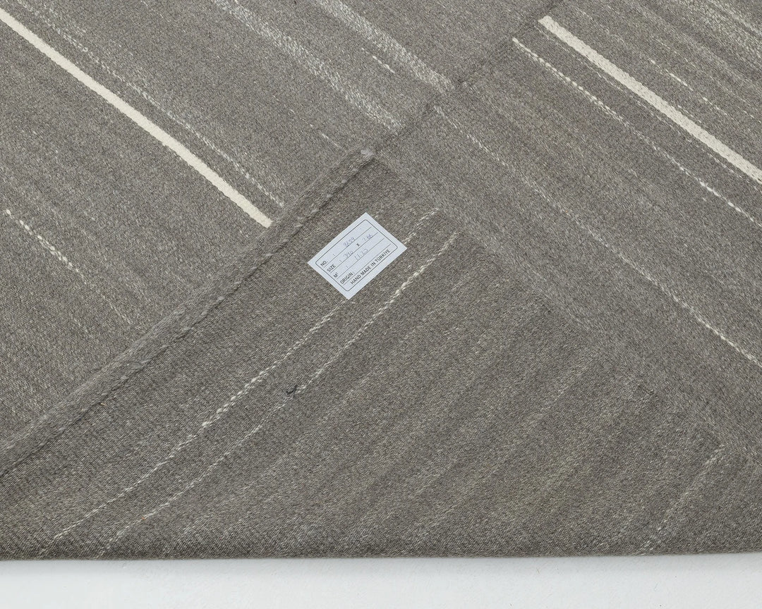 Gray Kilim Rug 9' 5" x 12' 10" | No. VR11550