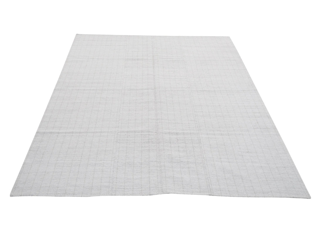 White Kilim Rug 6' 2" x 8' 6" | No. VR11621