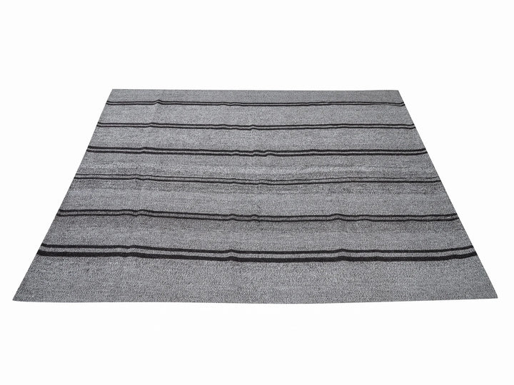 Gray Kilim Rug 5' 3" x 6' 7" | No. VR11652
