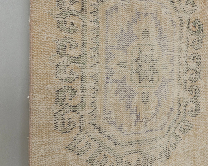 Multicolor Turkish Oushak Rug 2'7" x 11'6" Hand-Knotted close-up