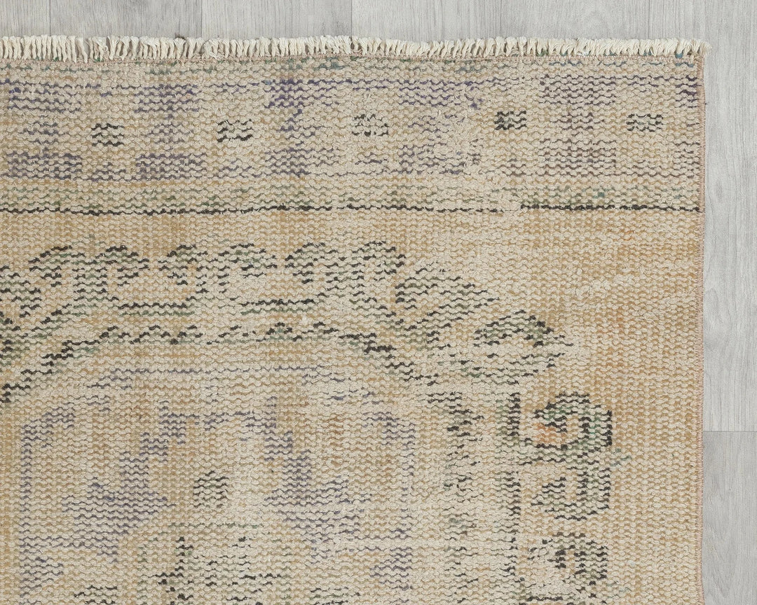 Multicolor Turkish Oushak Rug 2'7" x 11'6" Hand-Knotted pattern