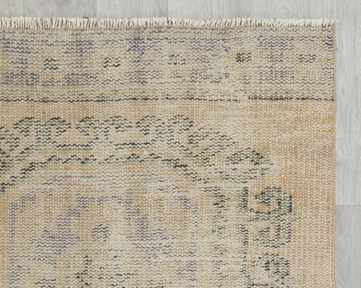 Multicolor Turkish Oushak Rug 2'7" x 11'6" Hand-Knotted pattern