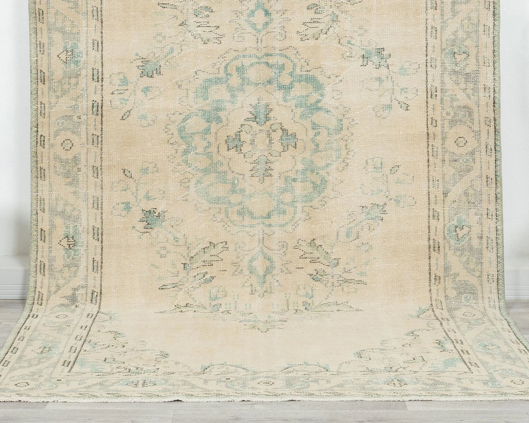 Beige Turkish Oushak Rug 5'9" x 9'6" Hand-Knotted | No. VR12225