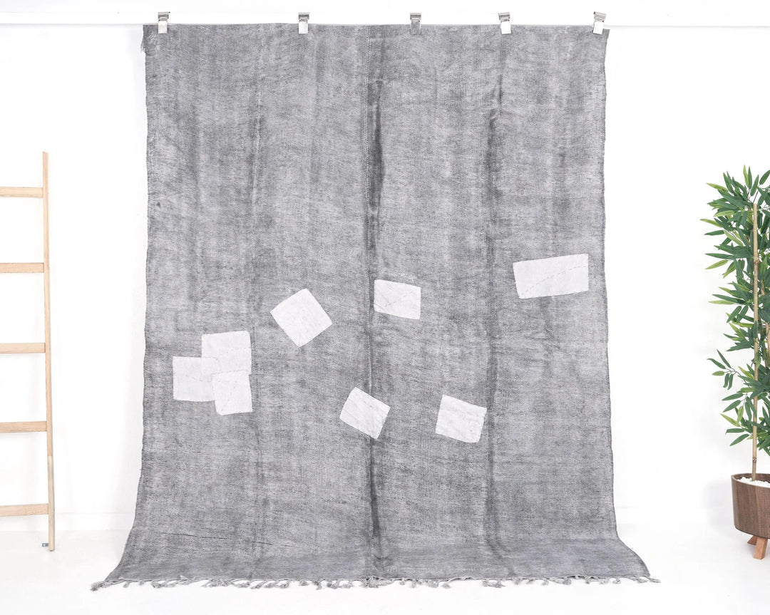 Gray Turkish Kilim Rug 5' 5" x 7' 7" Flat-Weave | No. VR12434