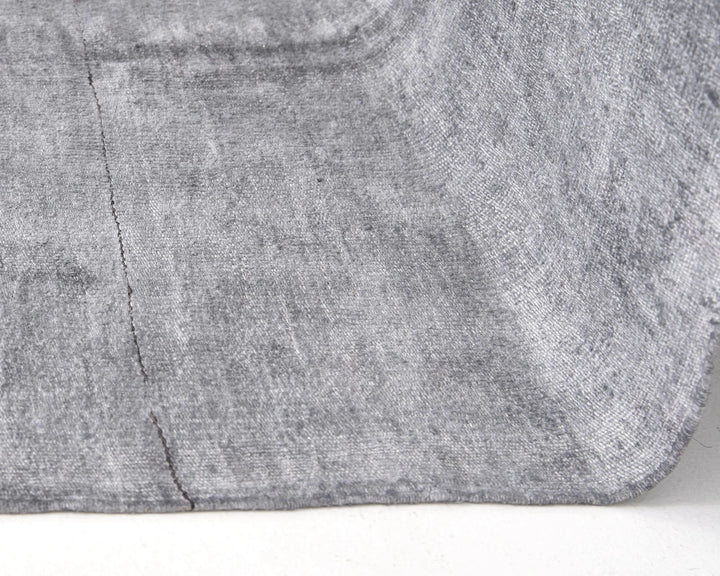 Gray Turkish Kilim Rug 5' 5" x 7' 7" Flat-Weave | No. VR12434