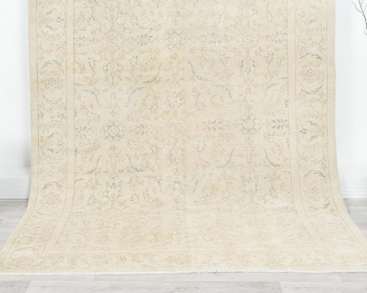 Beige Turkish Oushak Rug 5'6" x 8'11" Hand-Knotted | No. VR13363