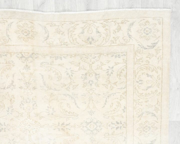 Beige Turkish Oushak Rug 5'6" x 8'11" Hand-Knotted | No. VR13363