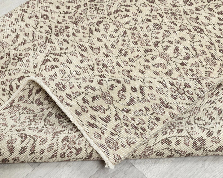 Multicolor Turkish Oushak Rug 3'10" x 6'10" Hand-Knotted border