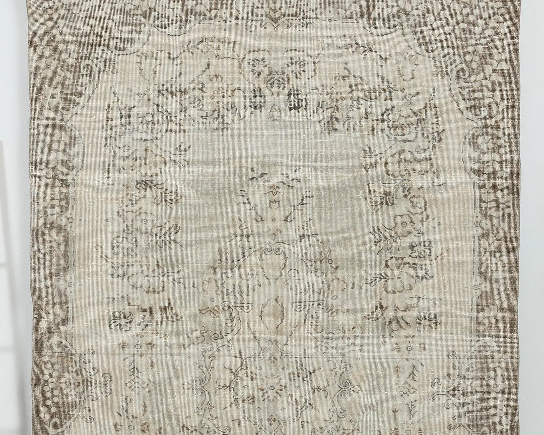 Beige Turkish Oushak Rug 5'10" x 9'8" Hand-Knotted | No. VR14573