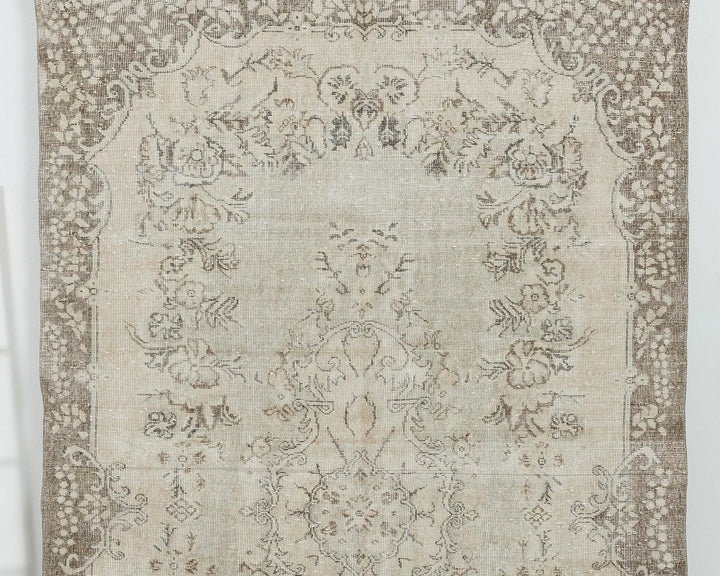 Beige Turkish Oushak Rug 5'10" x 9'8" Hand-Knotted | No. VR14573