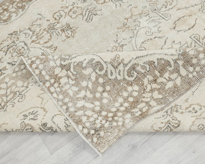 Beige Turkish Oushak Rug 5'10" x 9'8" Hand-Knotted | No. VR14573