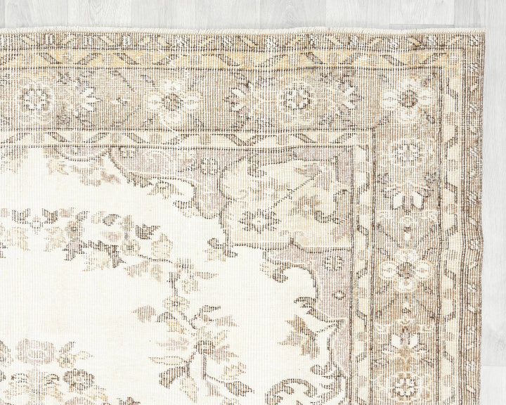 Beige Oushak Rug 5' 11" x 9' 2" | No. VR15778
