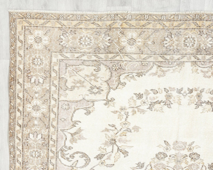Beige Oushak Rug 5' 11" x 9' 2" | No. VR15778